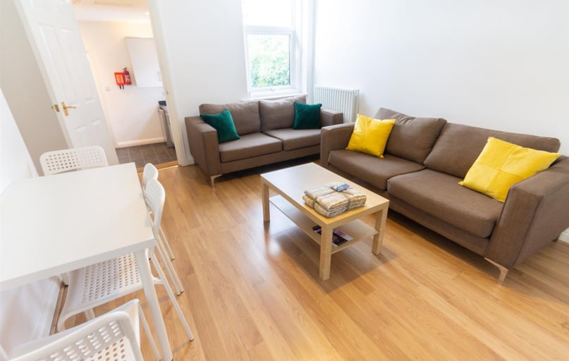 Cheltenham Terrace, Heaton, Newcastle - Image 1